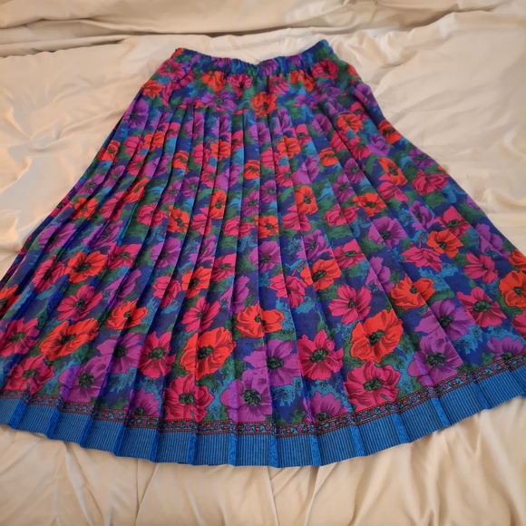 Andrea Gayle Petites Women's Floral Pleated Skirt - Multicolor - Picture 2 of 8